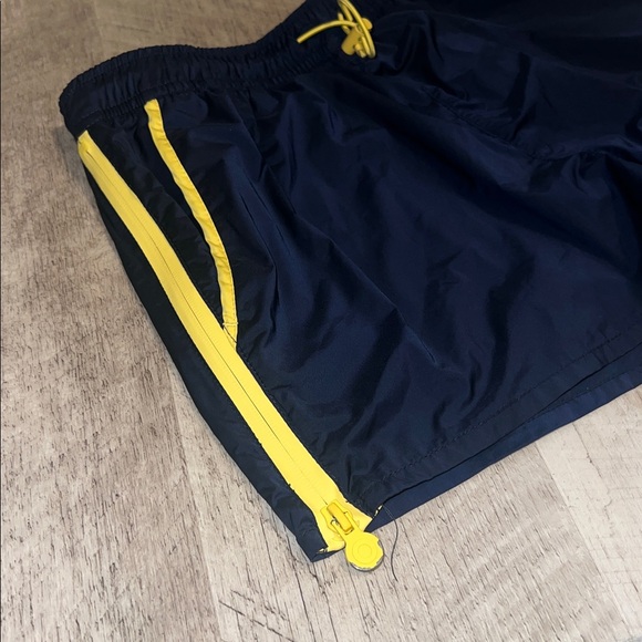 Hunter for Target Dark Blue Shorts with Yellow Highlights and Zippers - Picture 6 of 10